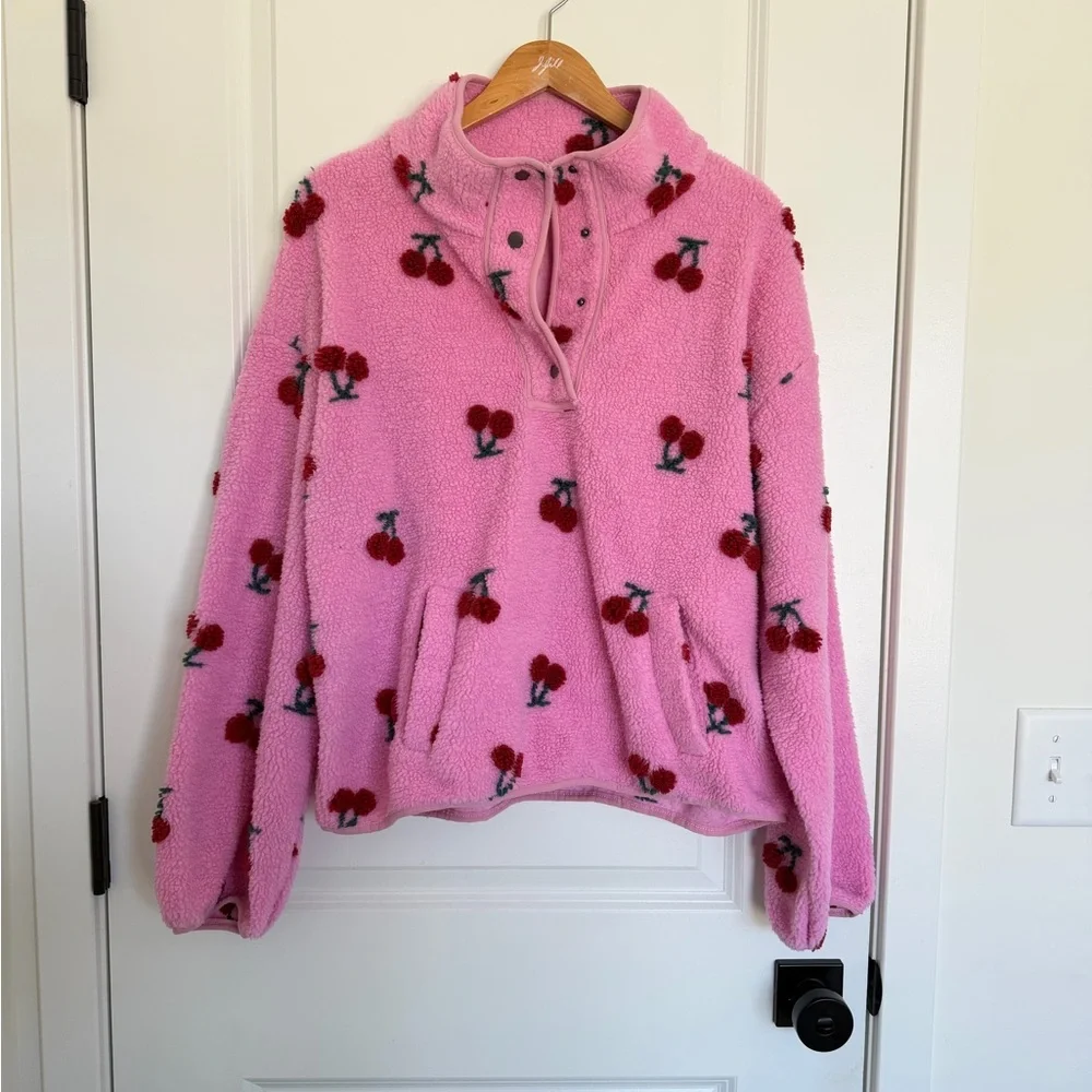New In Pink Cherry Sherpa Fleece Hoodie Button Up Large - Picture 2 of 4